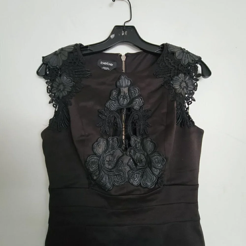 Bebe Black Floral Lace Cap Sleeve Exposed Back Silver Zipper Satin Mini Dress XS